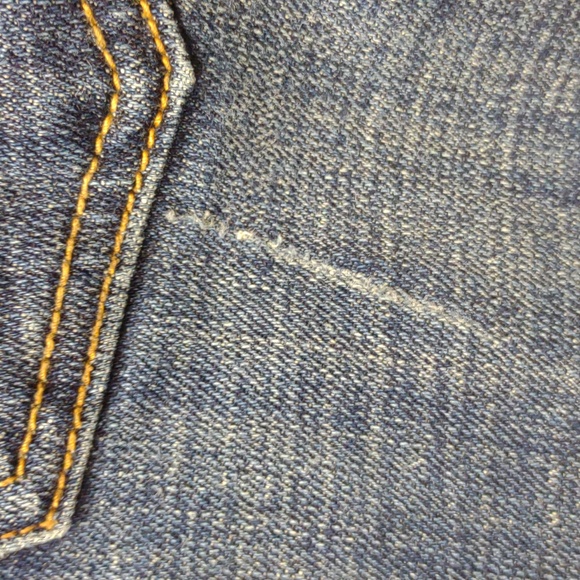 Lucky Brand Sweet'N Crop 5 Pocket Stretch Distressed Low Rise Crop Blue Jeans 4 - Picture 10 of 16